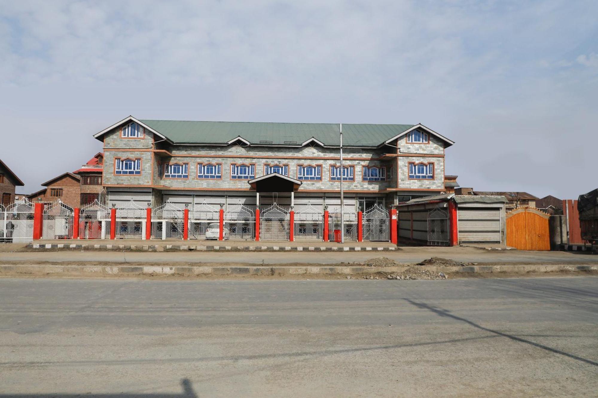 Capital O Sobo Central Srīnagar 외부 사진
